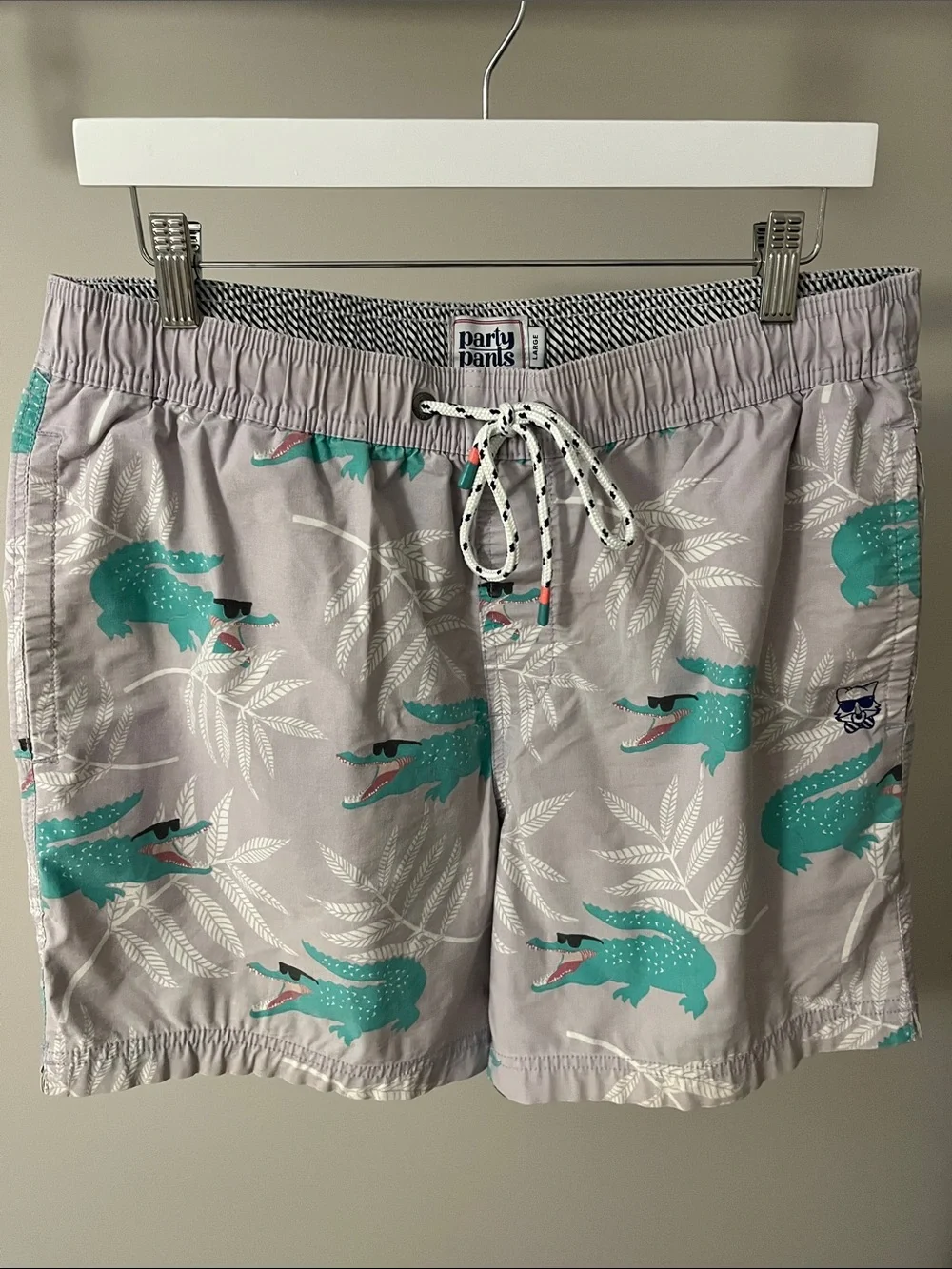 PARTY PANTS Men's Gray Swim Trunks with Teal Alligator Print
